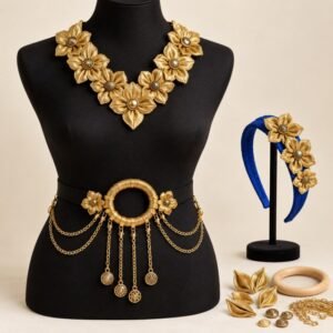 Parure de la finale · Col fleuri, bijou de taille et serre-tête